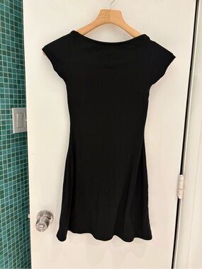 Black Short-Sleeve Backless Mini Dress